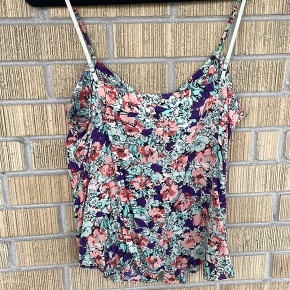 Cute top for summer - BCBGeneration - Picture 3 of 3